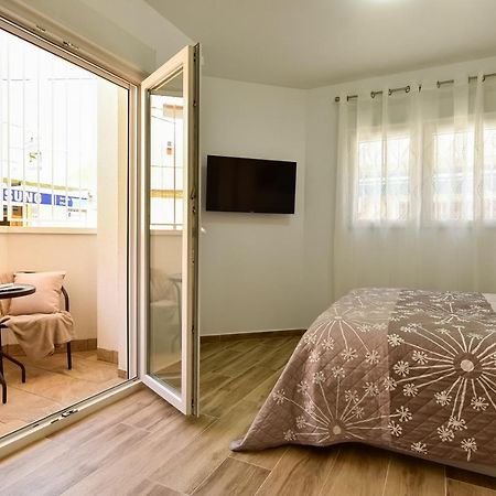 Apartments Cura Beach Торевьиа Экстерьер фото