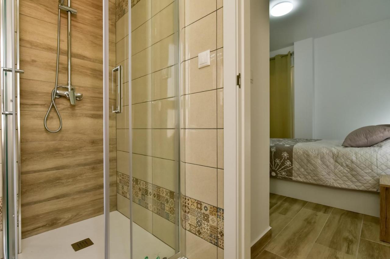 Apartments Cura Beach Торевьиа Экстерьер фото