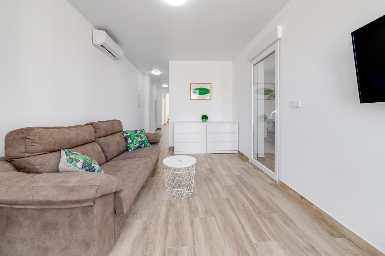 Apartments Cura Beach Торевьиа Экстерьер фото